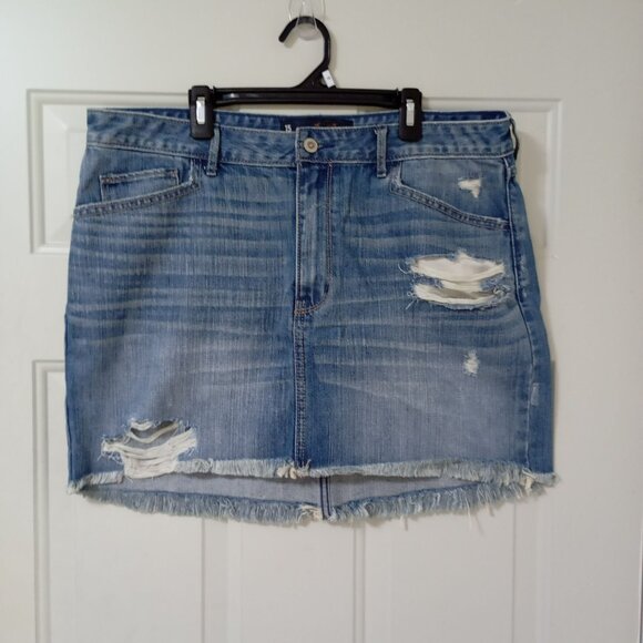 Hollister 5 Pockets Skirt Womens Y2K Distressed Denim Mini Size 15 - Picture 1 of 7